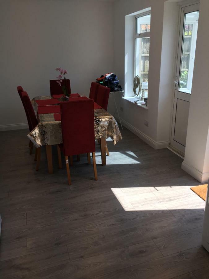 Rushden Vacation Home Hendon Ngoại thất bức ảnh