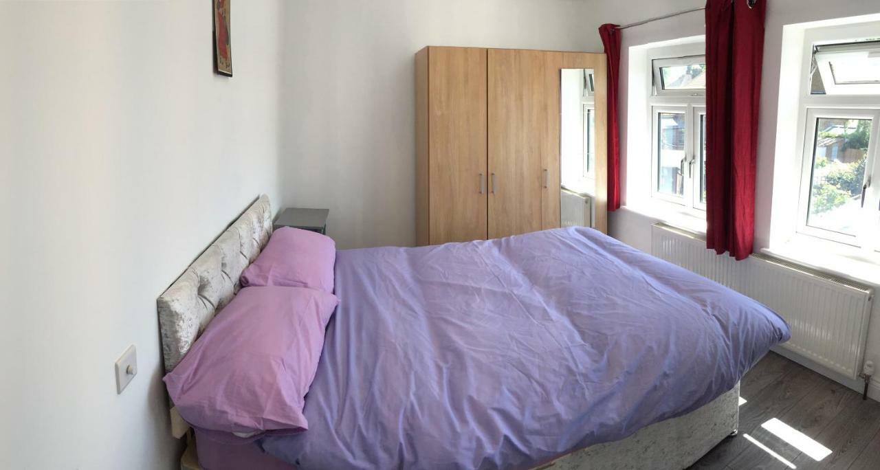 Rushden Vacation Home Hendon Ngoại thất bức ảnh